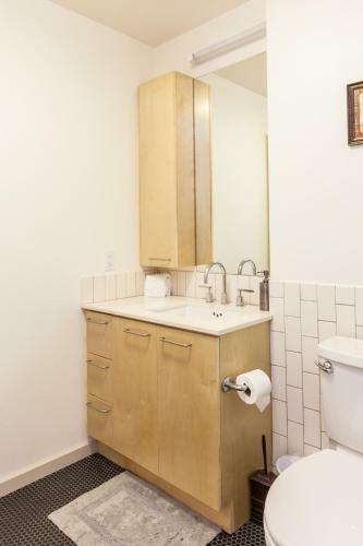 Hollywood And Sunset Furnished Apartments