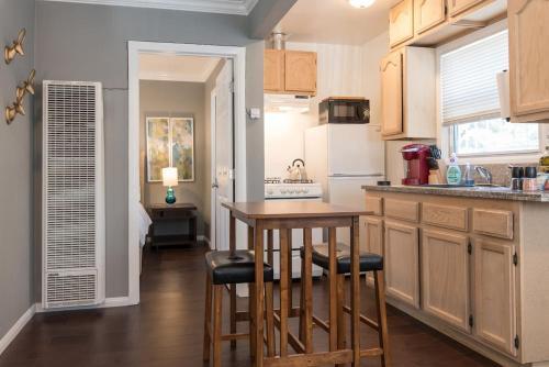 Apartamento Melrose Bungalow #1 7.74