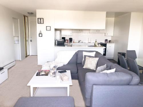 Amazing Apartment In Santa Monica