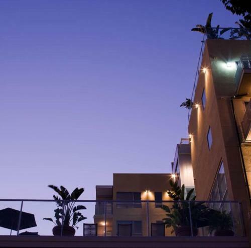 Apartamento Sunset Strip 1-bedroom With Balcony, Pool And Views