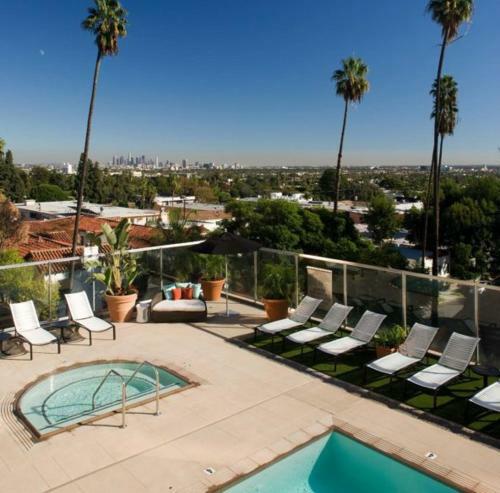 Apartamento Sunset Strip 1-bedroom With Balcony, Pool And Views
