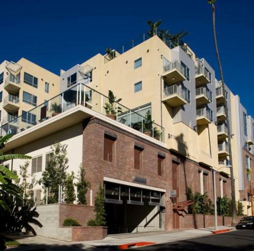Apartamento Sunset Strip 1-bedroom With Balcony, Pool And Views