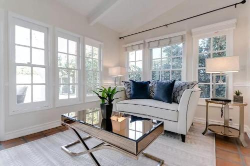 Beverly Designer House With Pool
