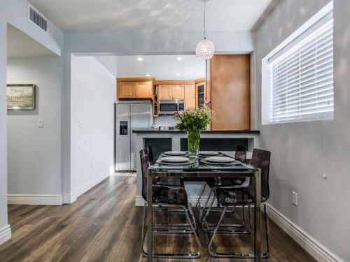 Irvine Apartment 07