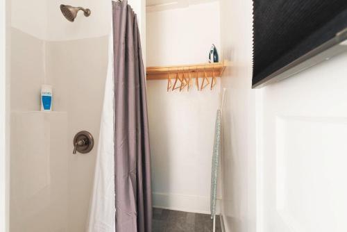 Apartamento Central Craftsman Guest Suite B 9.86