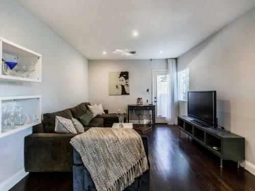 Irvine Apartment 09