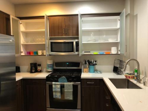 Westwood Apartment 3g84