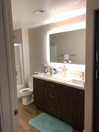 Westwood Apartment 3g84