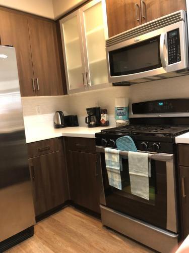 Westwood Apartment 3g84