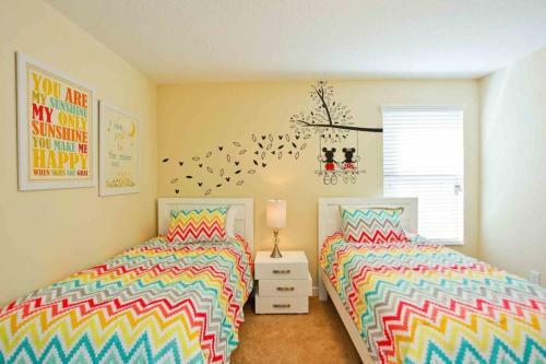 9157 Wedge House