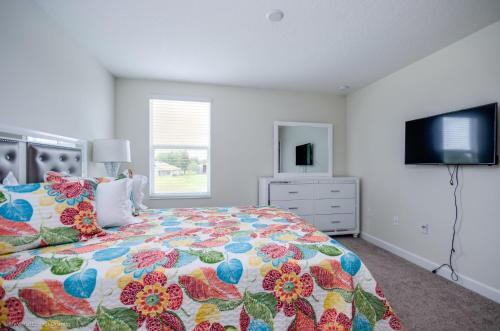 Villa H1672- Eight Bedroom Resort