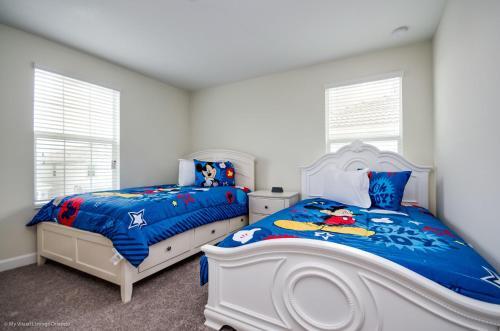 Villa H1672- Eight Bedroom Resort