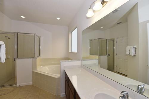 Six-bedroom Cabello Villa #411