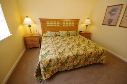 Four-bedroom Terrace Ridge Circle Villa