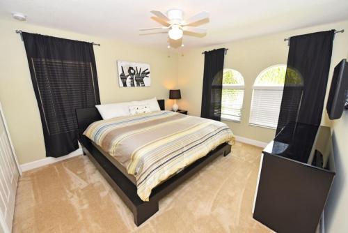 Six-bedroom Orange Villa #394
