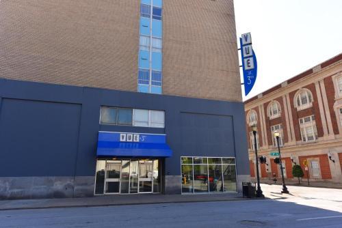 High Rise Downtown Venue Apartment