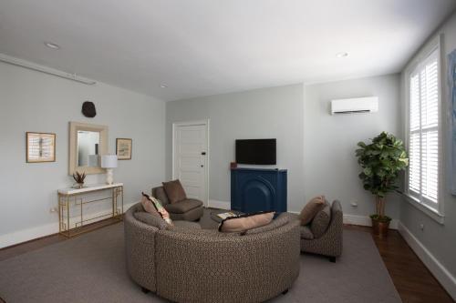 Apartamento Hhh Colonel Suite