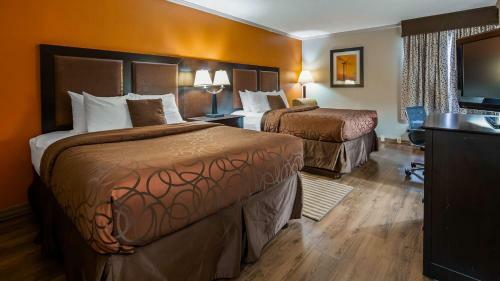 Posada Best Western Plus Lubbock Windsor Inn