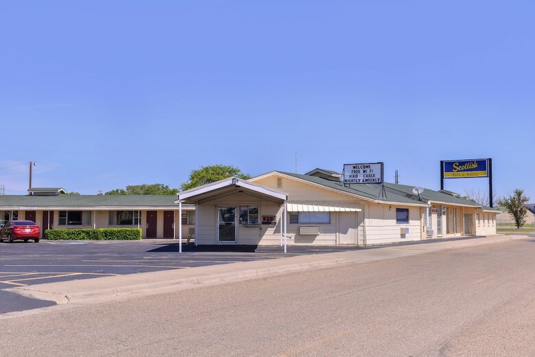 Motel Scottish Inn And Suites