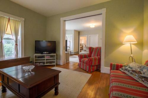 Pleasant Street 49-lower Level