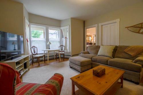 Pleasant Street 49-lower Level
