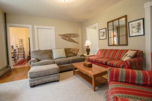 Pleasant Street 49-lower Level
