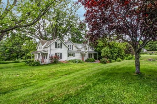 Country Comfort Retreat