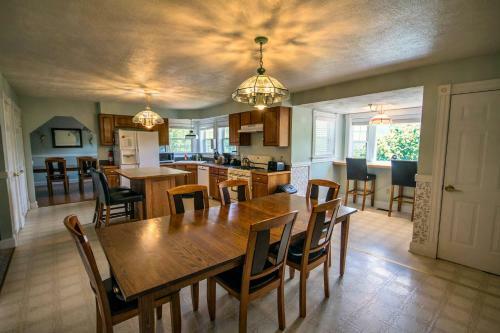 Sunridge Retreat