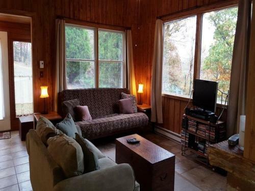 Valley View House