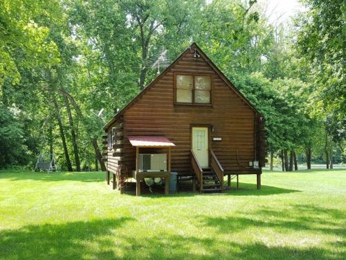 By The River`s Edge House