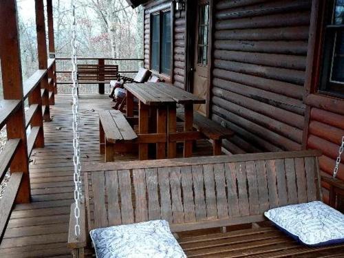 Browns Log Cabin