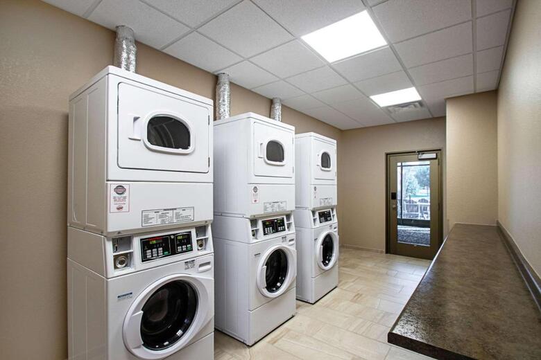 Hotel Mainstay Suites