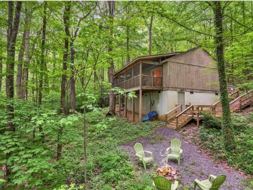 Smoky Mountain Treehouse