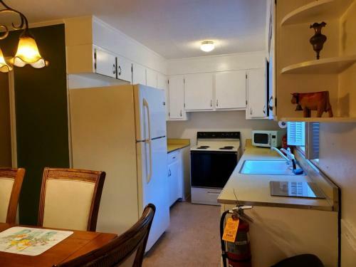 Hotel Meadowlark Motel