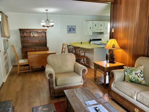 Hotel Meadowlark Motel