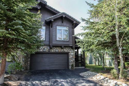 Snowcreek V #714 Townhouse