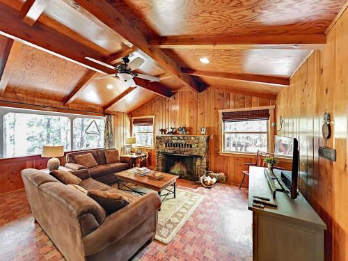 68 Alpine Home