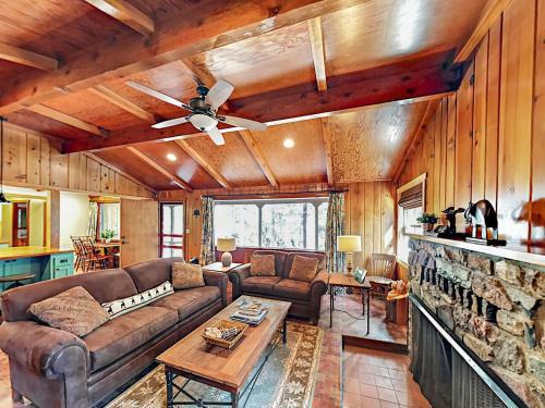 68 Alpine Home