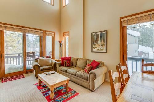 Mammoth Green Condos