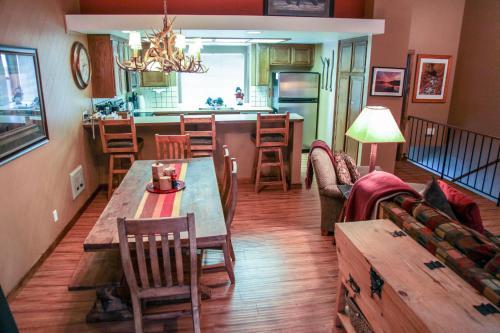 Apartamento Forest Creek #28 Condo