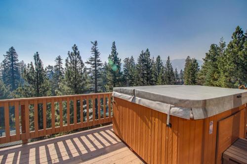 White Pines Mountain Lodge #7