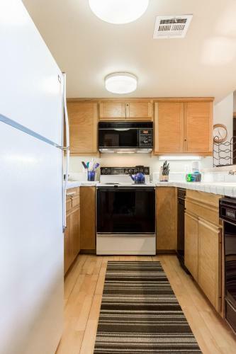 Snowcreek # 892 - Phase V