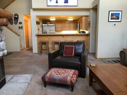 Snowcreek # 892 - Phase V