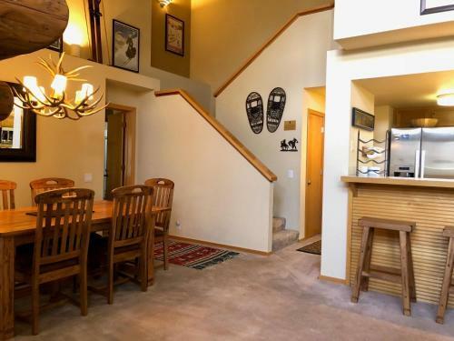 Snowcreek # 892 - Phase V