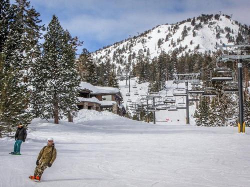 Snowcreek 233