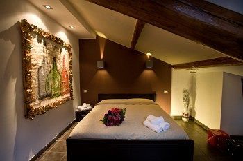 Albergue Chroma Tria