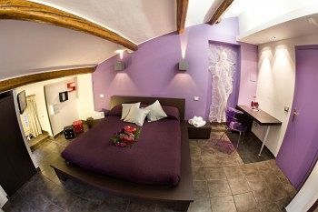 Albergue Chroma Tria