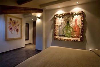 Albergue Chroma Tria