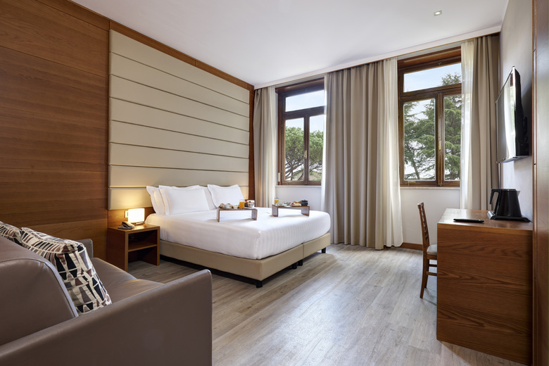 Esh - Executive Style Hotel