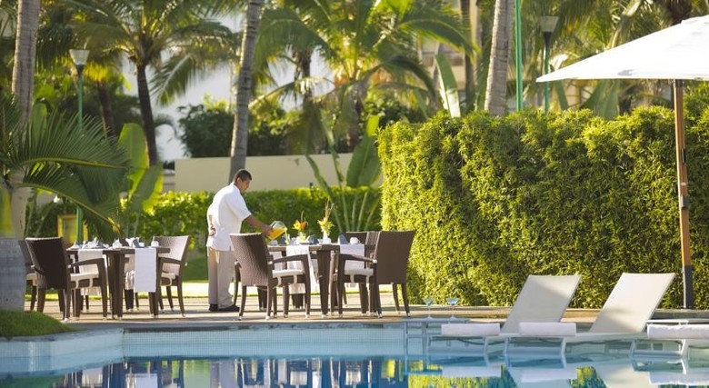 Hotel Sunset Plaza Beach Resort & Spa